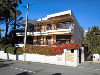 Cannes Californie - Prescription groupe bancaire